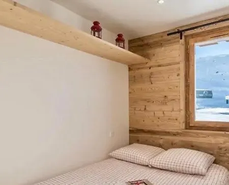 Апартаменты In/out *