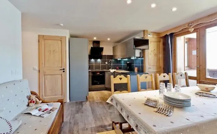 In/out * Val Thorens