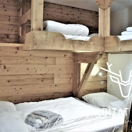 In/out Apartment *